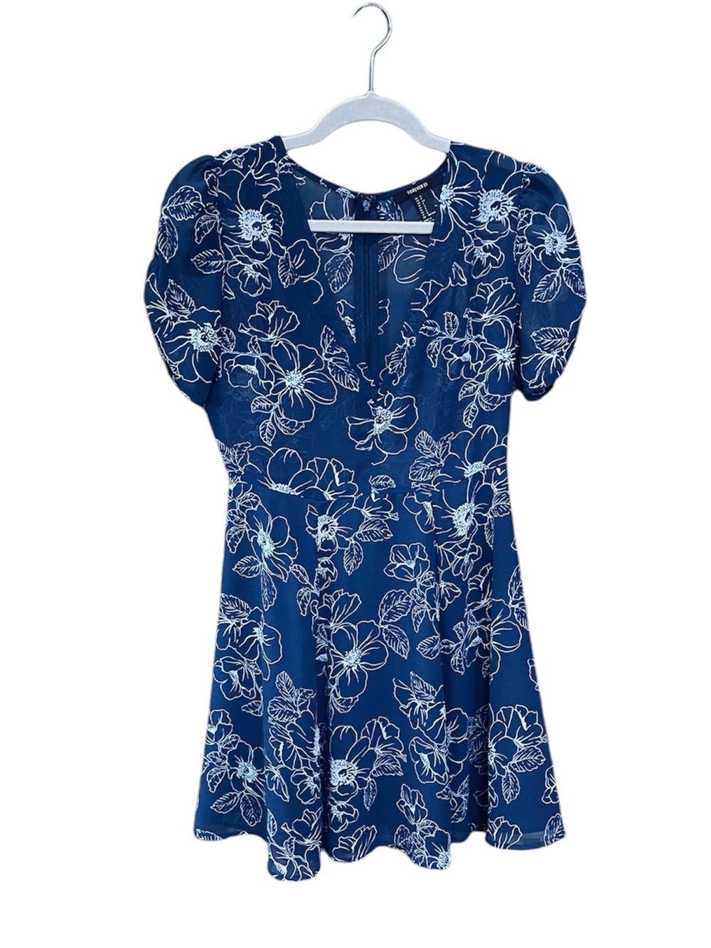 Forever 21 Blue Short Sleeve V-Neck Dress with White Floral Print Sz S